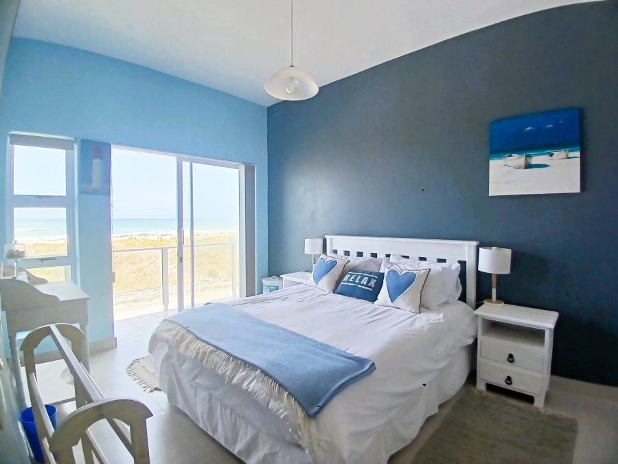 6 Bedroom Property for Sale in Stilbaai Oos Western Cape